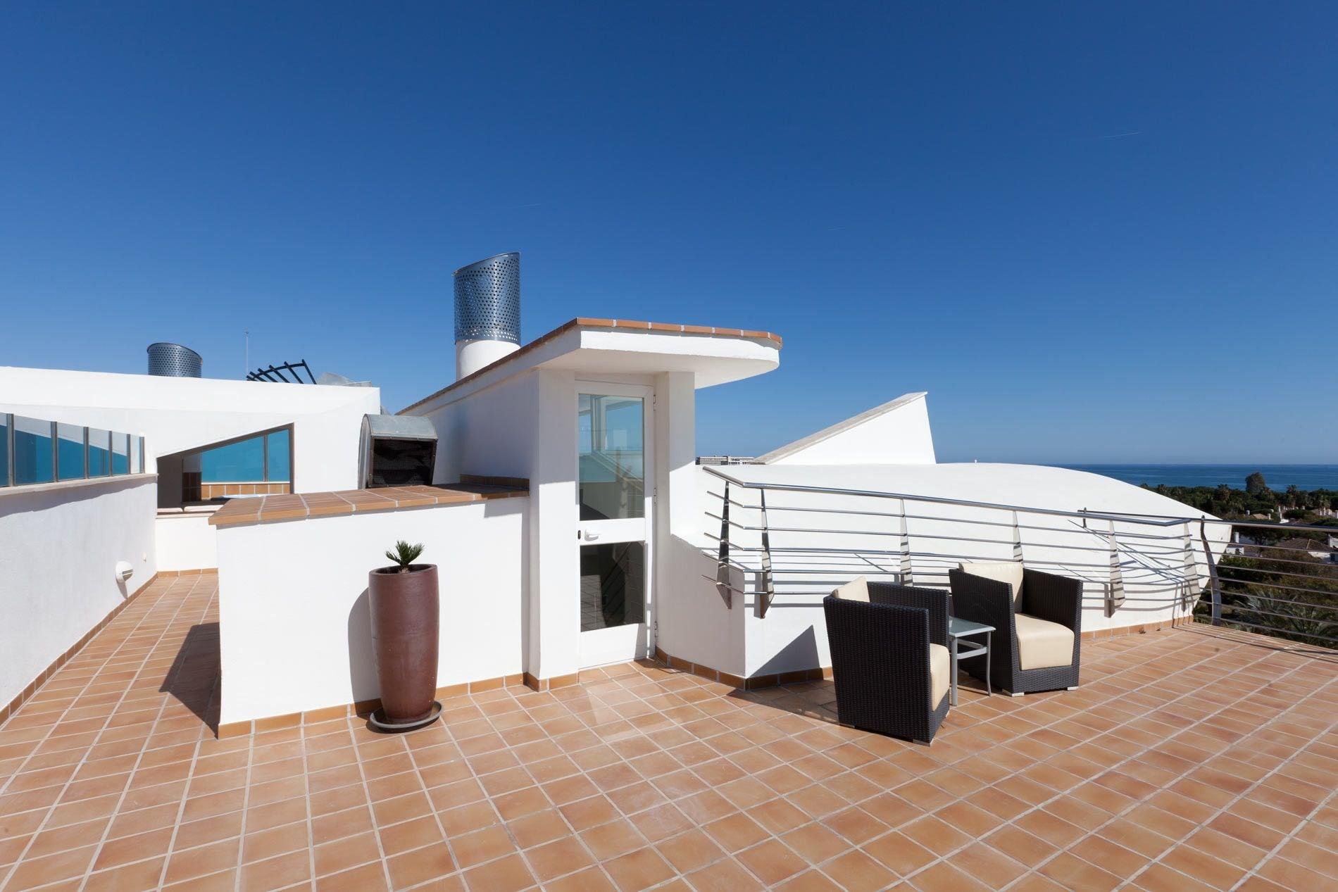 מלון אסטפונה Senator Banus (Adults Only) מראה חיצוני תמונה Roof terrace