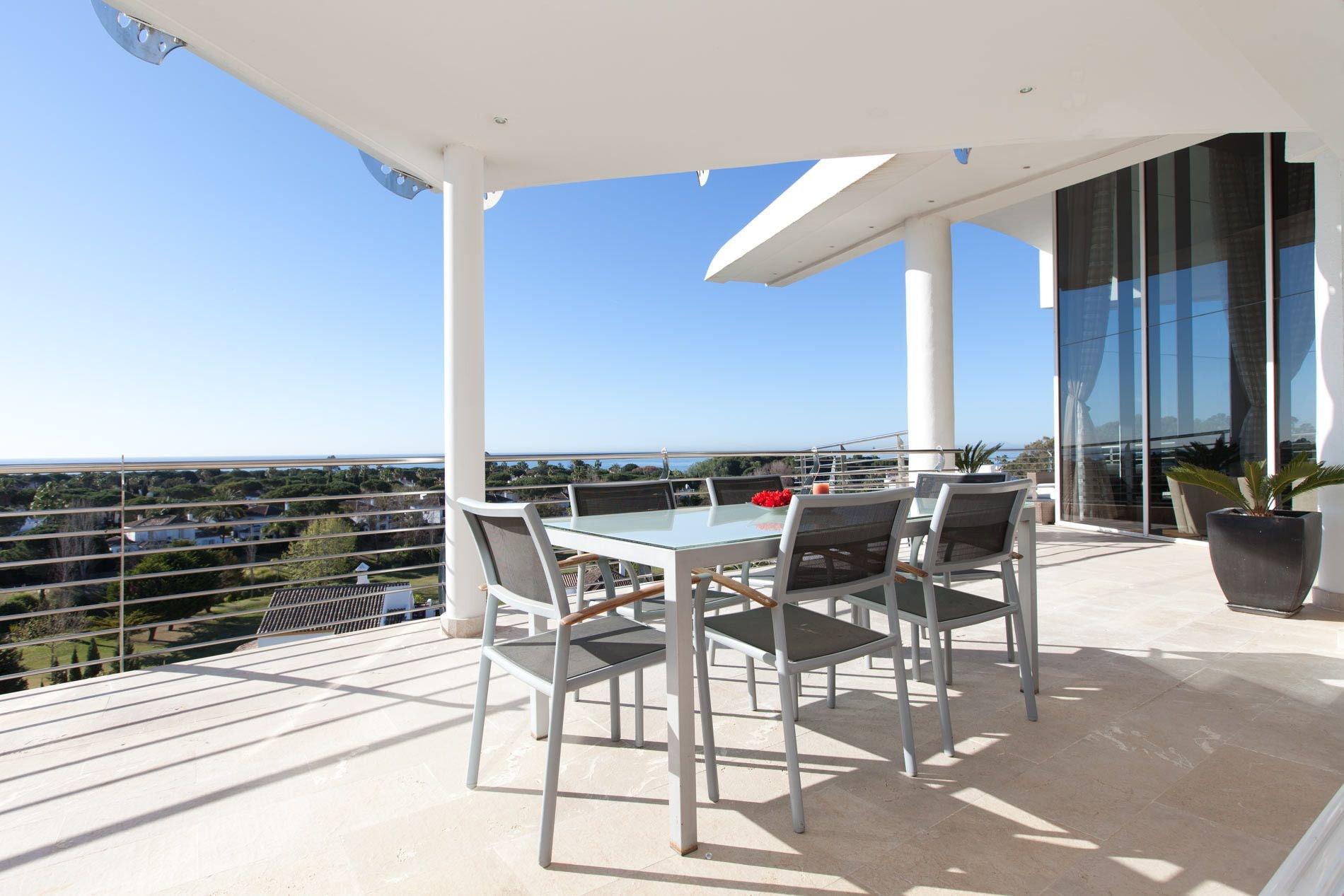 מלון אסטפונה Senator Banus (Adults Only) מראה חיצוני תמונה The penthouse's private rooftop terrace